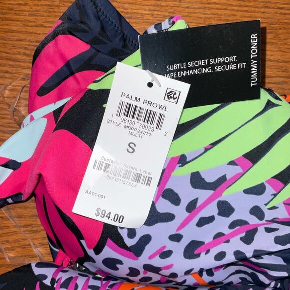 Bar III Women’s Palm Prowl Cross Front Monokini One Piece Swimsuit Multi Size S - Picture 3 of 3